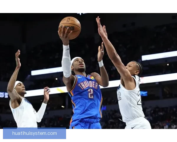 亚历山大出战15分钟顺利达标 确保常规赛65场评奖资格